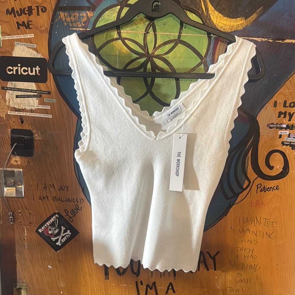 Workshop Republic Clothing White V-Neck Sleeveless Ribbed Crop Tank Top